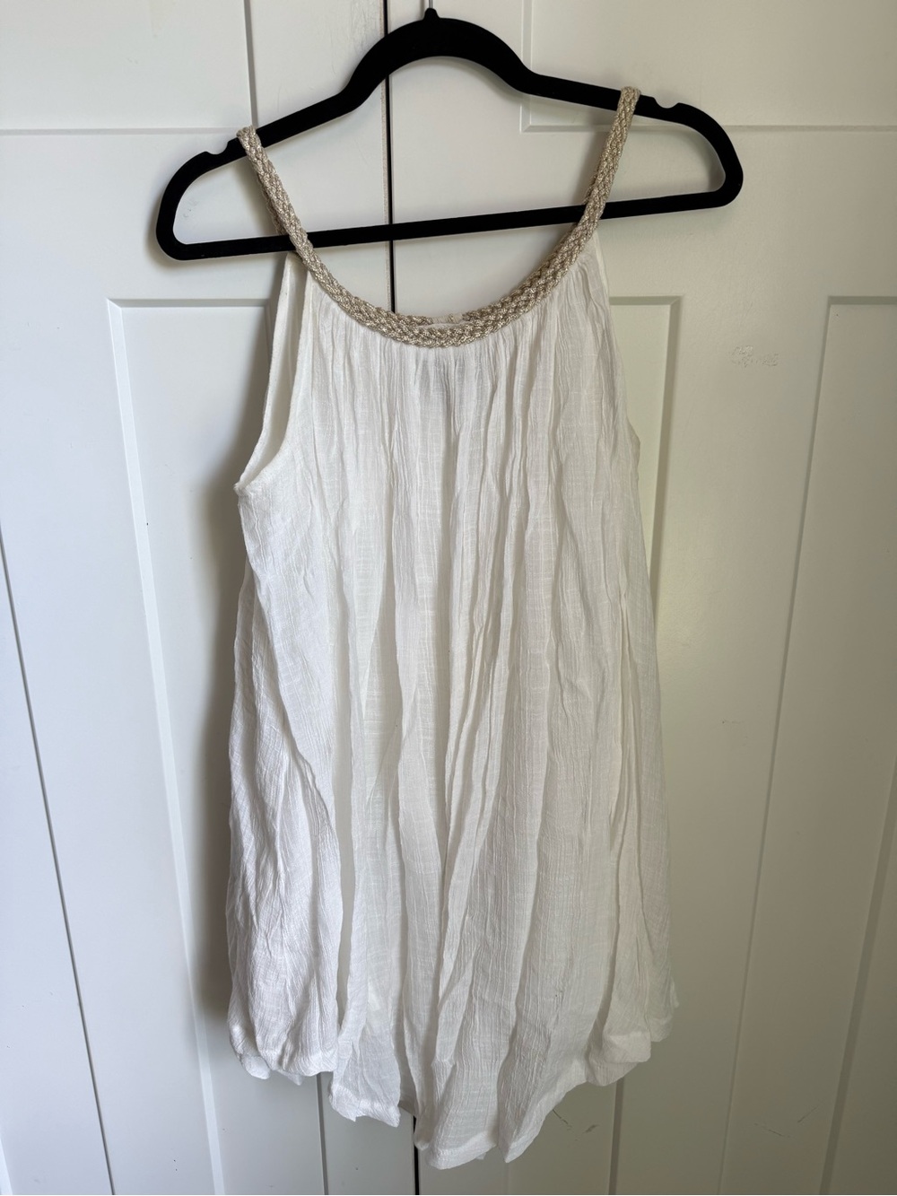 White Sleeveless Braided-Trim Summer beach cover up in white and gold. Size L.